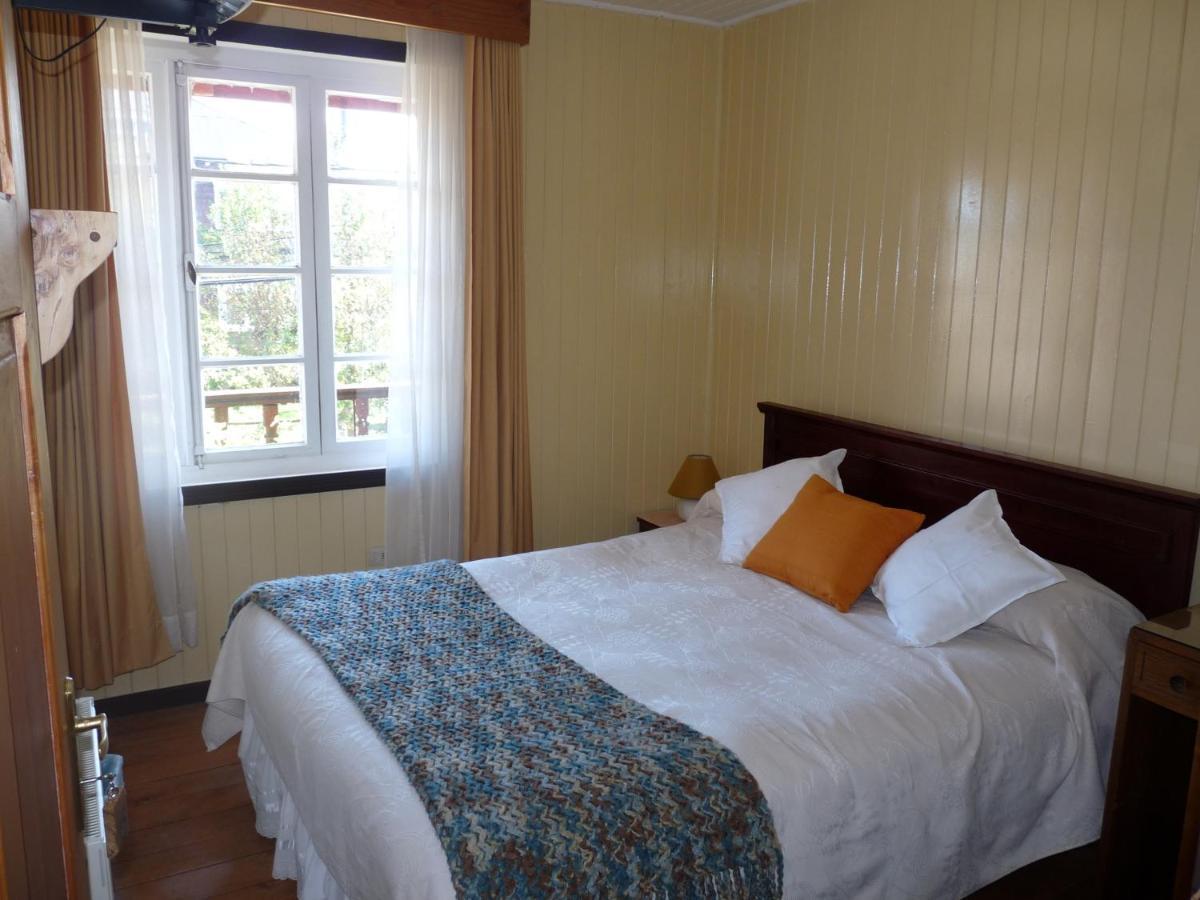 Hostal Opapa Juan Puerto Varas Habitación foto